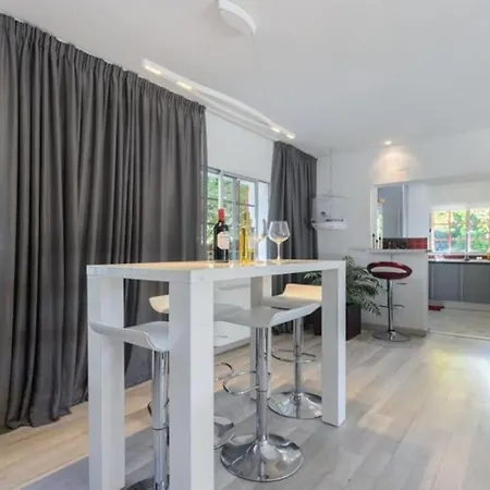 Stylish Ibiza Near Beaches Private Pool & Lush Garden * קאלה יונגה