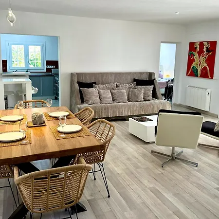 Stylish Ibiza Near Beaches Private Pool & Lush Garden וילה *