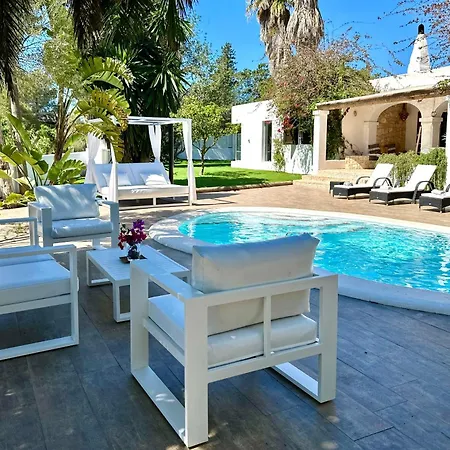 Stylish Ibiza Near Beaches Private Pool & Lush Garden וילה *