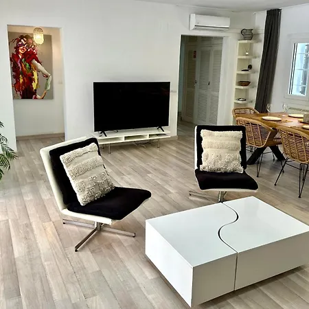 Villa Stylish Ibiza Near Beaches Private Pool & Lush Garden